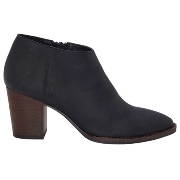 Lucky Brand Pamira Black Booties NIB Sz 11 - Picture 3 of 8